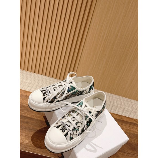 Dior Sneakers