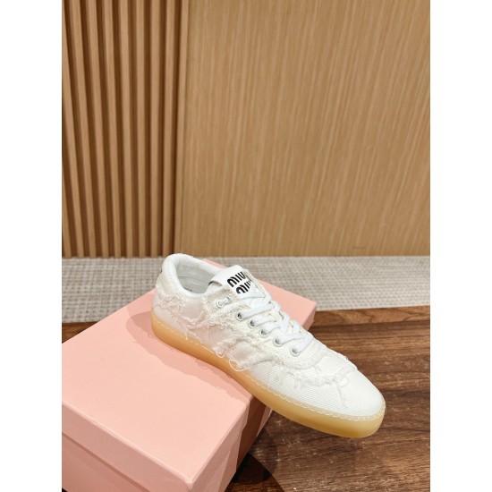 MiuMiu Sneakers