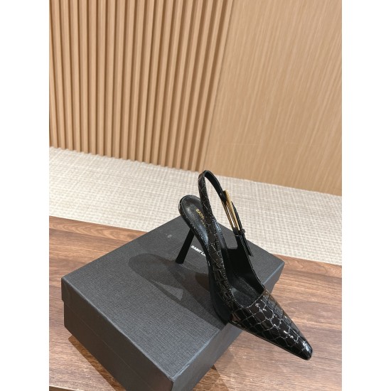 YSL PUMPS