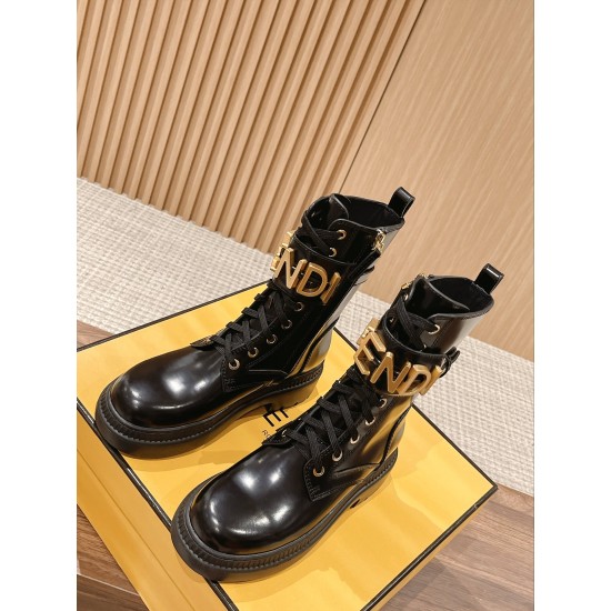 Fendi boots