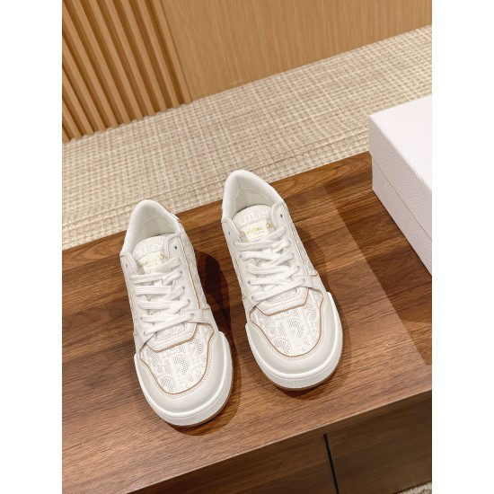 Dior Sneakers