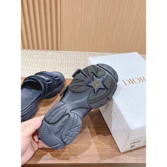 Dior Sneakers