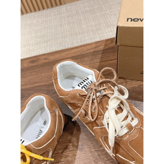 MiuMiu Sneakers