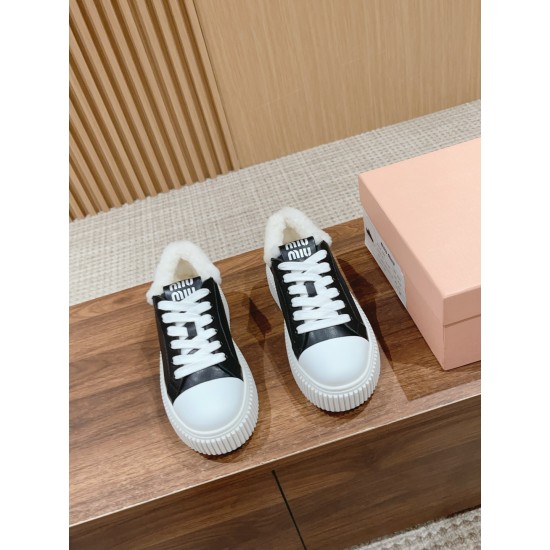 MiuMiu Sneakers