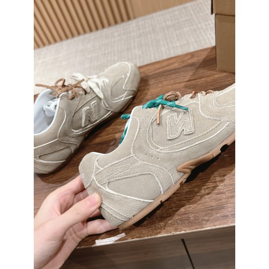 MiuMiu Sneakers