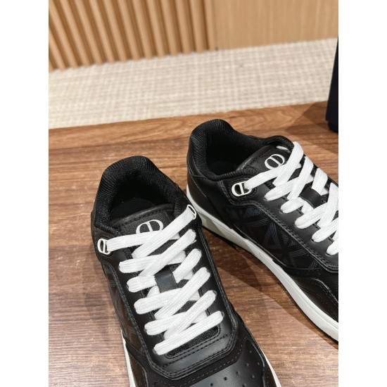 Dior Sneakers