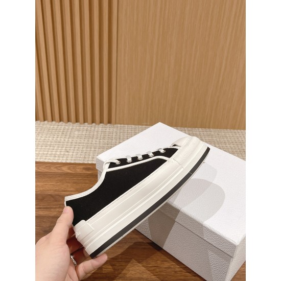 Dior Sneakers