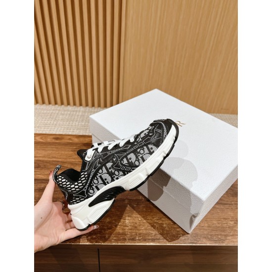 Dior Sneakers