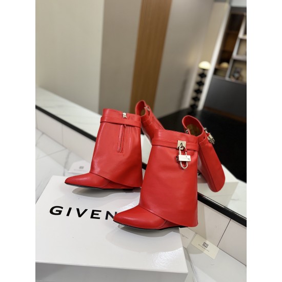 Givenchy Shark Lock ankle boots in leather