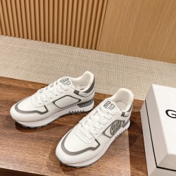GIVENCHY Sneakers