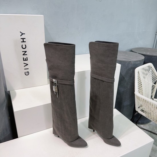 Givenchy Shark Lock ankle boots in leather