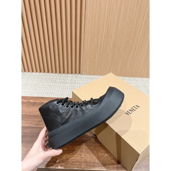 Bottega Veneta BV Sneakers