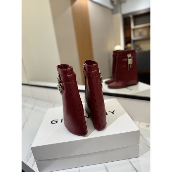 Givenchy Shark Lock ankle boots in leather