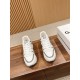 GIVENCHY Sneakers