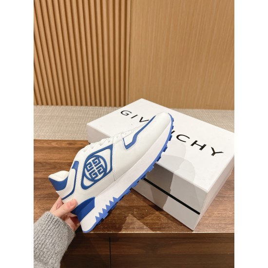 GIVENCHY Sneakers