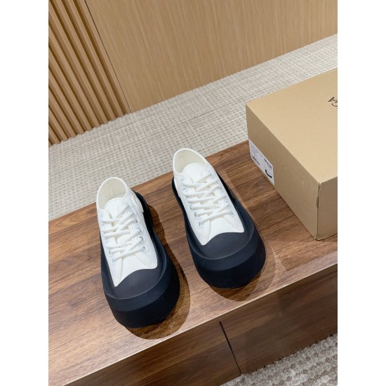 Bottega Veneta BV Sneakers