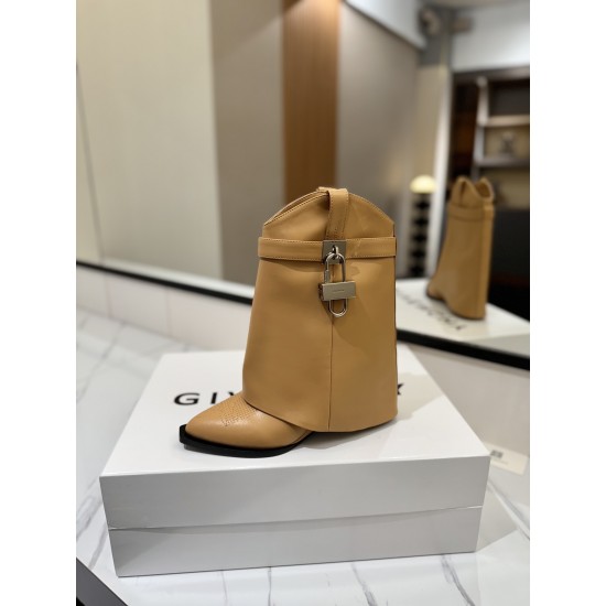 Givenchy Shark Lock ankle boots in leather