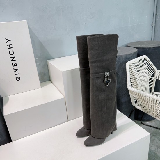 Givenchy Shark Lock ankle boots in leather