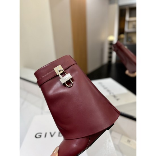 Givenchy Shark Lock ankle boots in leather