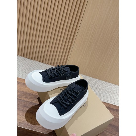 Bottega Veneta BV Sneakers