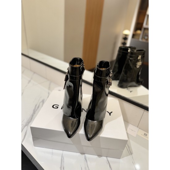 Givenchy Shark Lock ankle boots in leather