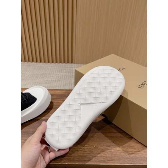 Bottega Veneta BV Sneakers