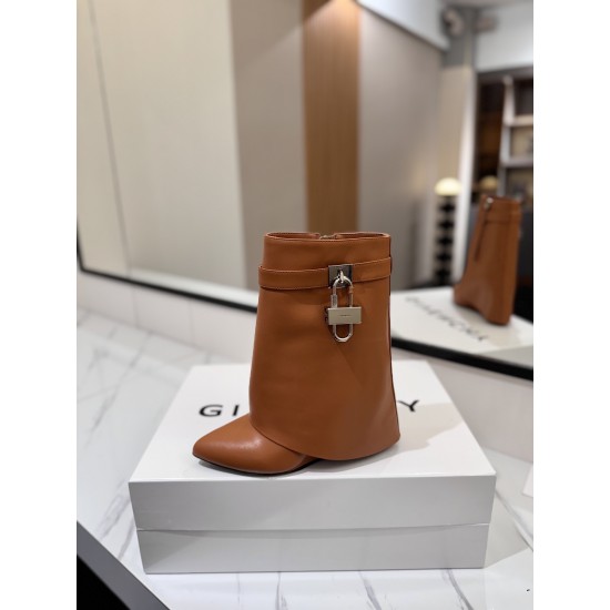 Givenchy Shark Lock ankle boots in leather