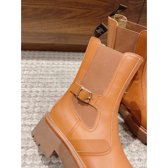 CELINE
