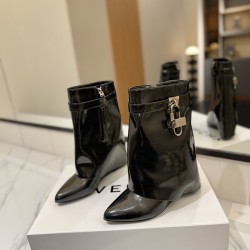 Givenchy Shark Lock ankle boots in leather