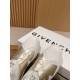 GIVENCHY Sneakers