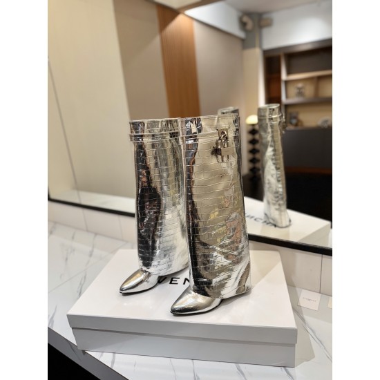 Givenchy Shark Lock ankle boots in leather