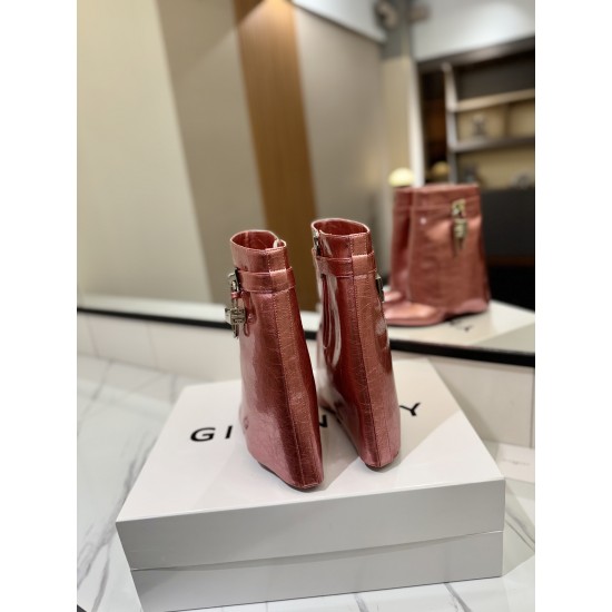 Givenchy Shark Lock ankle boots in leather