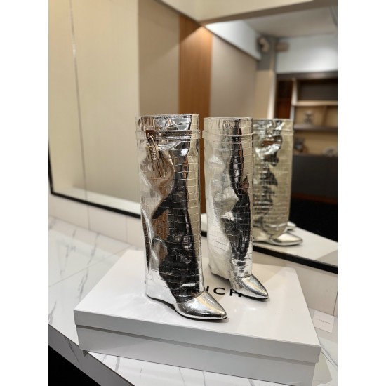 Givenchy Shark Lock ankle boots in leather