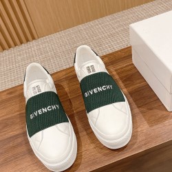 GIVENCHY Sneakers