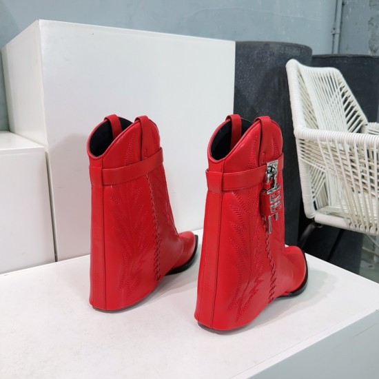 Givenchy Shark Lock ankle boots in leather