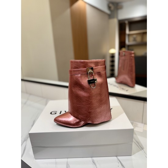 Givenchy Shark Lock ankle boots in leather