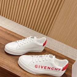 GIVENCHY Sneakers