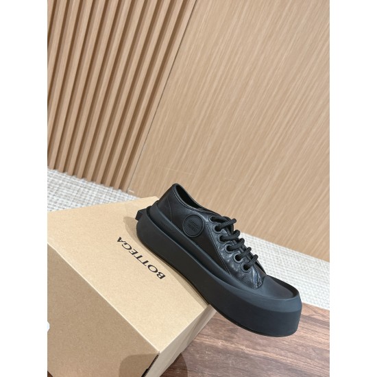 Bottega Veneta BV Sneakers