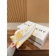 GIVENCHY Sneakers