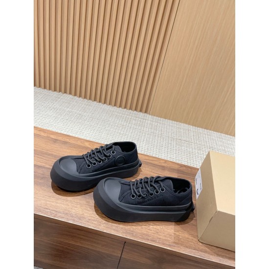 Bottega Veneta BV Sneakers