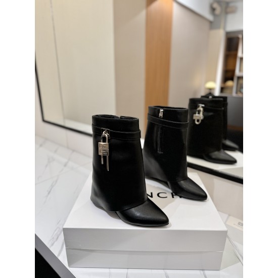 Givenchy Shark Lock ankle boots in leather