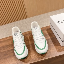 GIVENCHY Sneakers