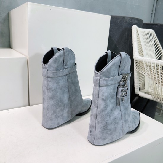 Givenchy Shark Lock ankle boots in leather