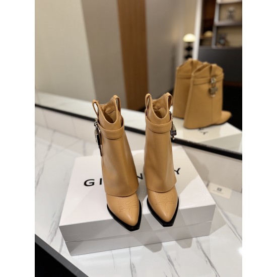 Givenchy Shark Lock ankle boots in leather