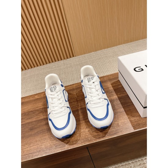 GIVENCHY Sneakers