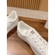 GIVENCHY Sneakers