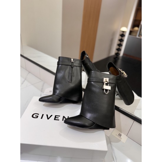 Givenchy Shark Lock ankle boots in leather