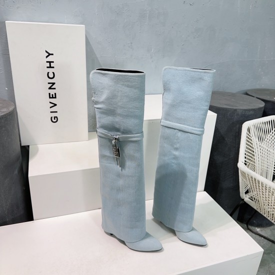 Givenchy Shark Lock ankle boots in leather