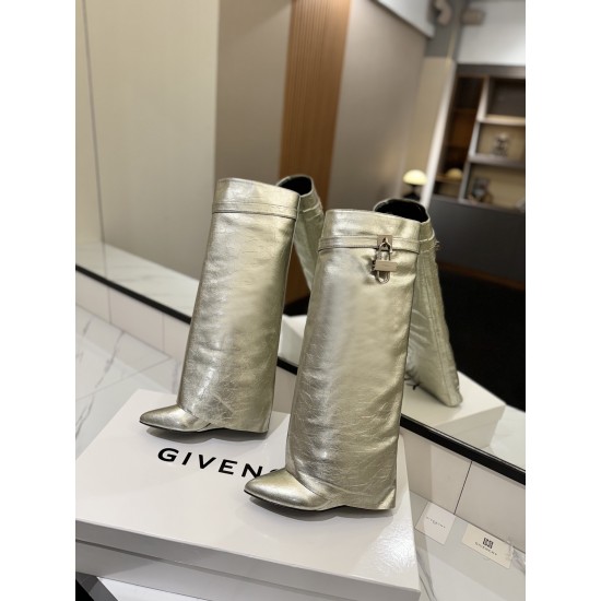 Givenchy Shark Lock ankle boots in leather