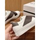 GIVENCHY Sneakers